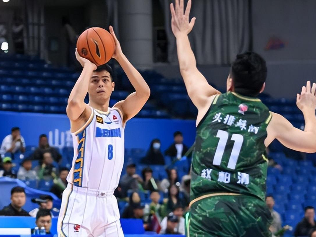 青岛黄海备战多场比赛,球队实力逐渐进入巅峰状态的简单介绍 青岛黄海备战多场比赛,球队实力逐渐进入巅峰状态的简单介绍