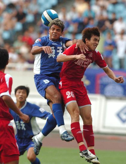 江苏舜天队战无不胜,球员士气高昂 江苏舜天队战无不胜,球员士气高昂