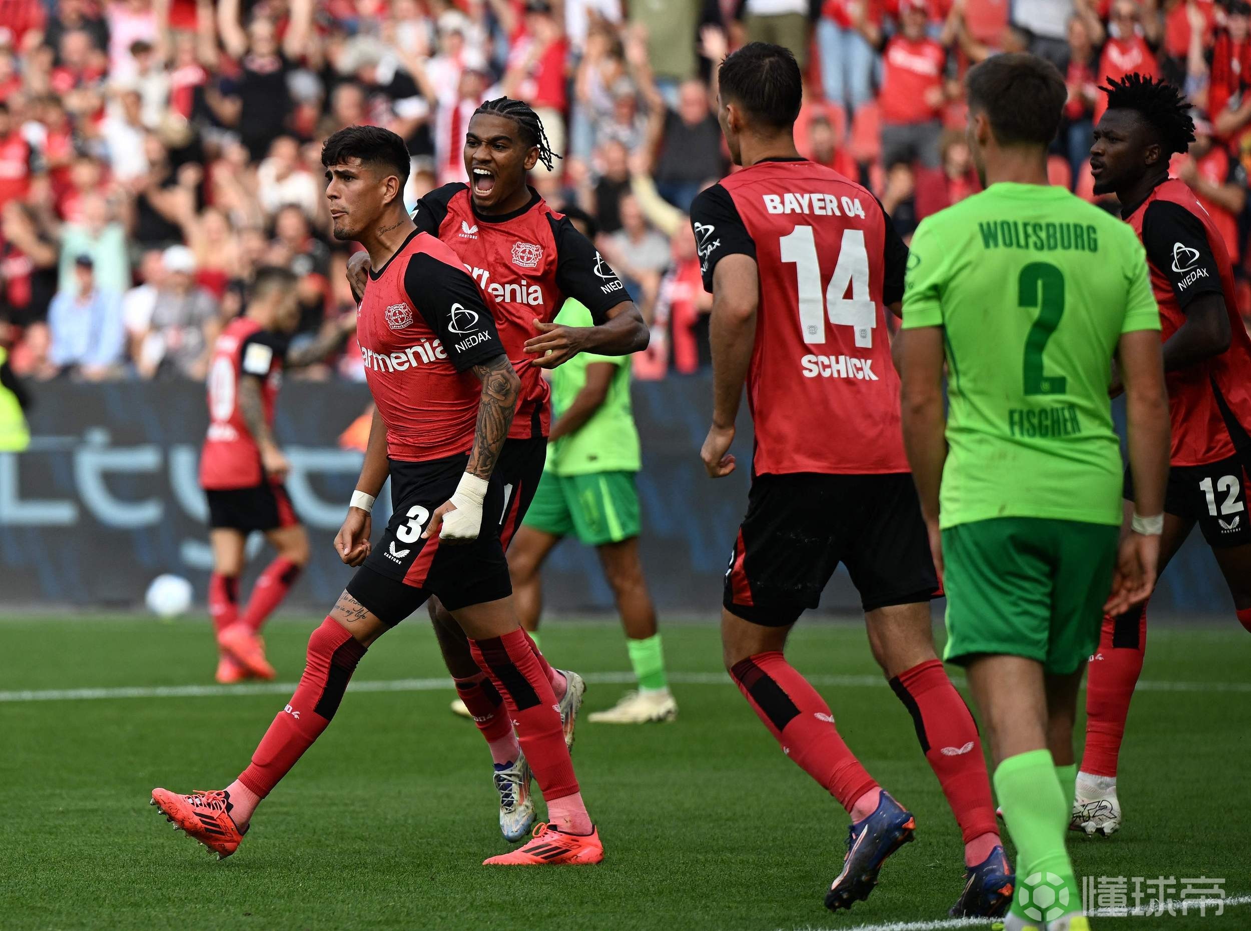 勒沃库森遭遇挑战，险胜艰难的简单介绍