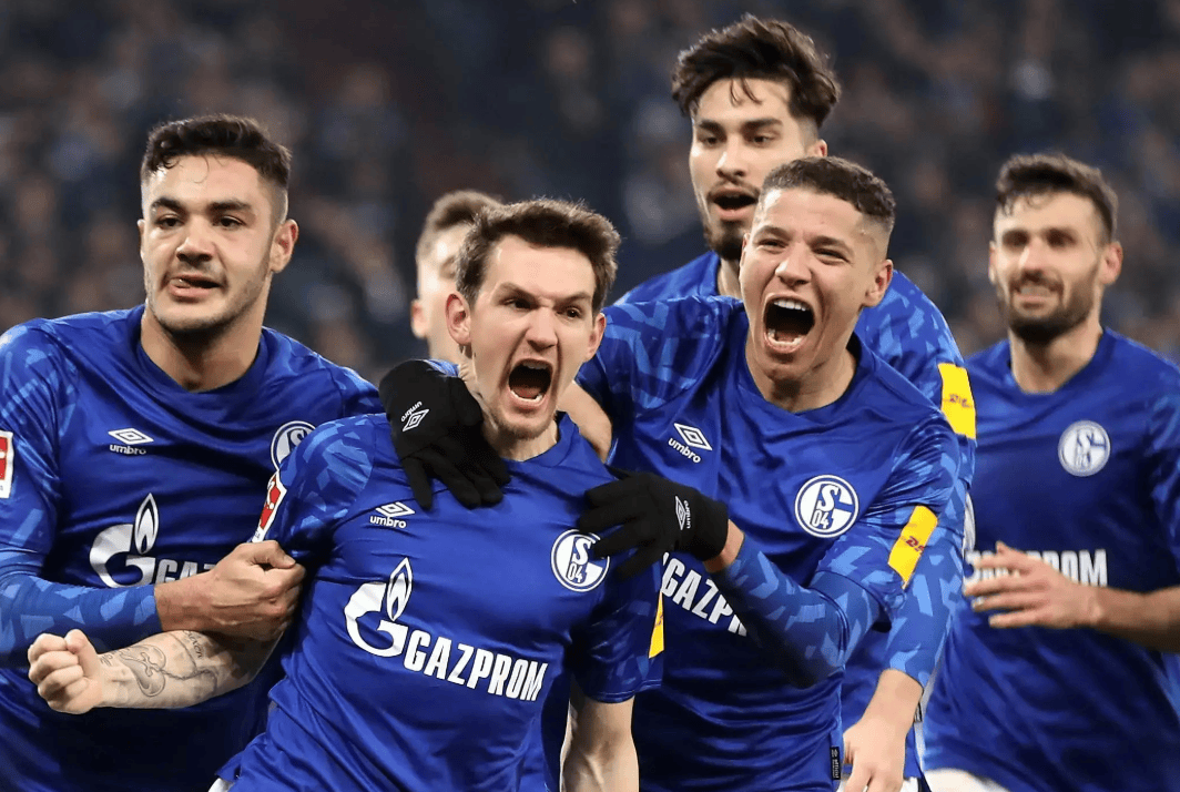 关于尤文图斯痛失晋级机会，欧冠梦破灭的信息