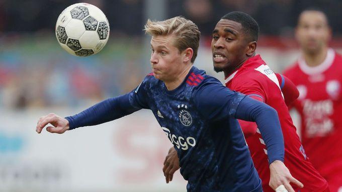 米兰真人-皇马决战黑马阿贾克斯尝试反超的简单介绍