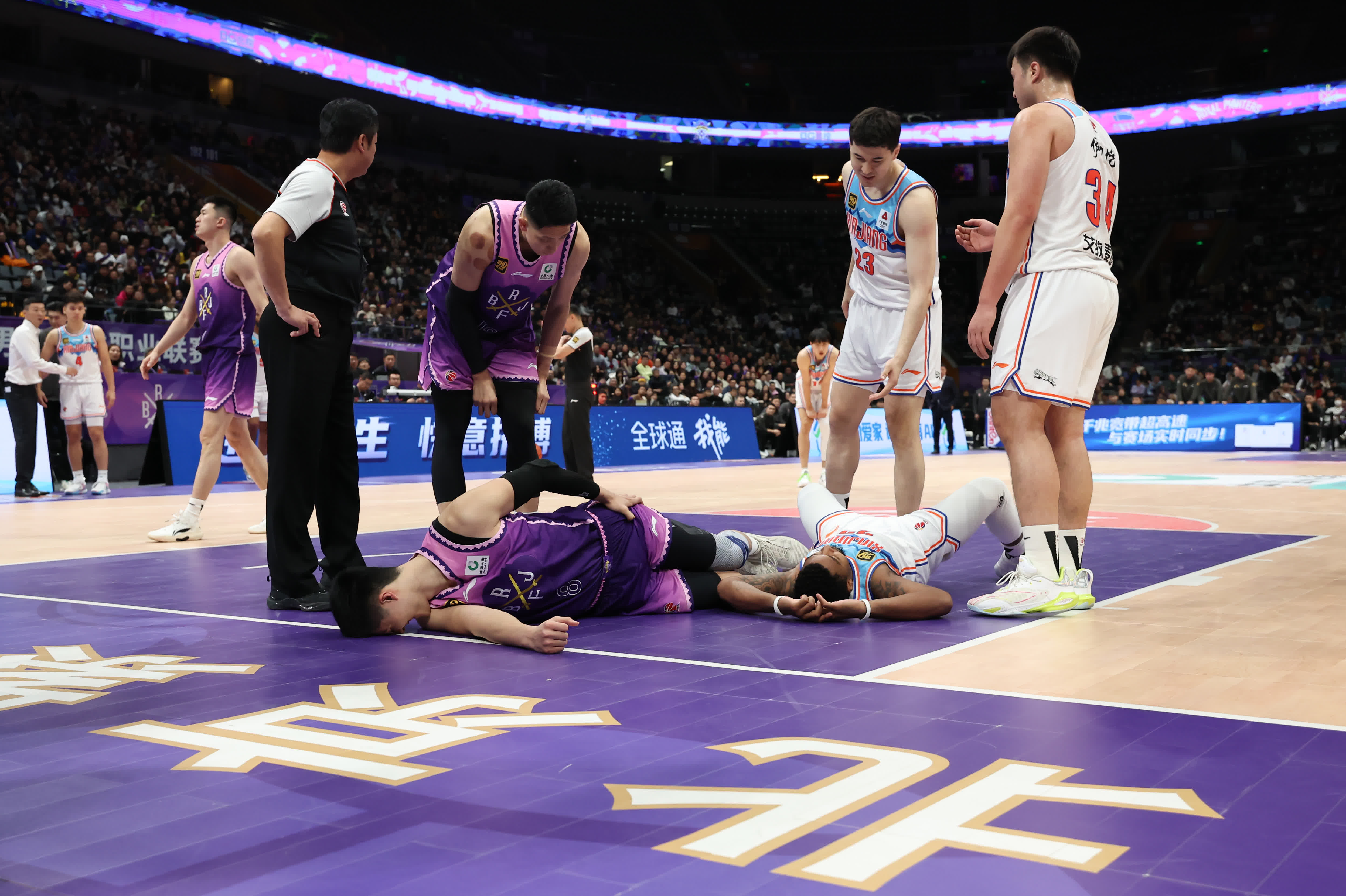 包含球员状态回暖，球队全力以赴备战比赛的词条