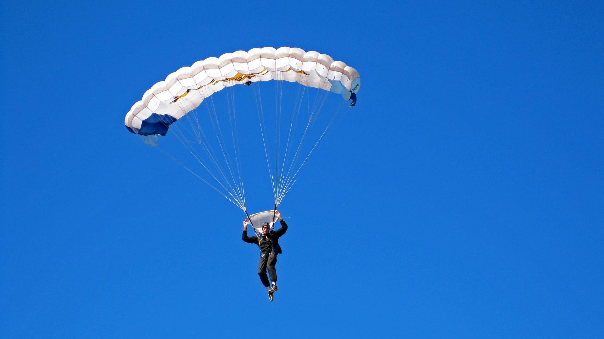 从西甲到中东，奥亚尔萨瓦尔的接管与法国在伊拉克的收割