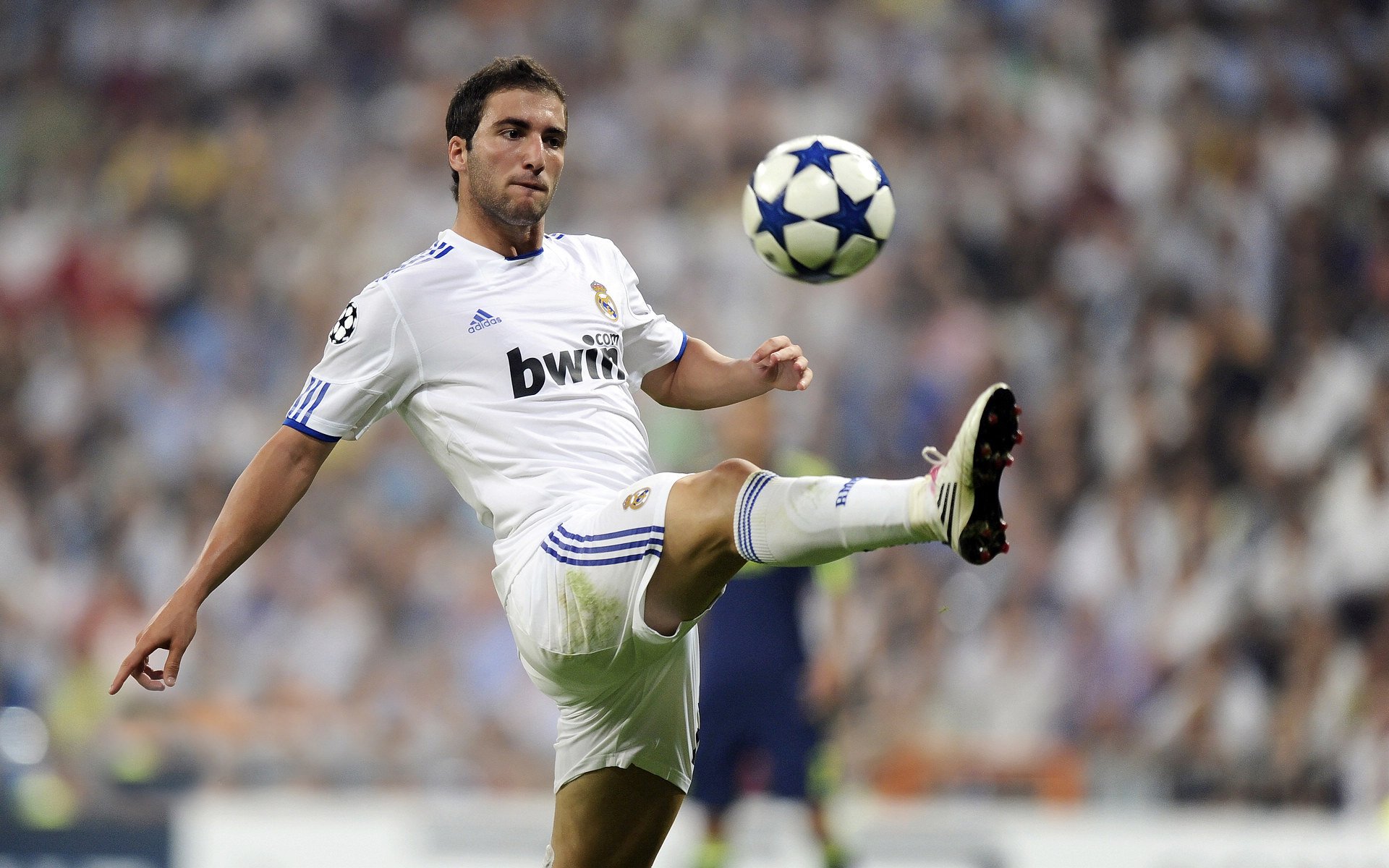 兹维列夫美网翻盘传奇,拉沃尔杯惊艳四座诠释网坛唯一性